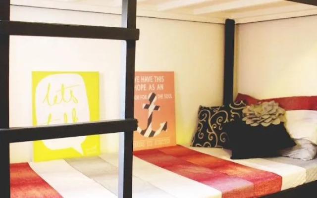 Tropical Hostel Cebu Center