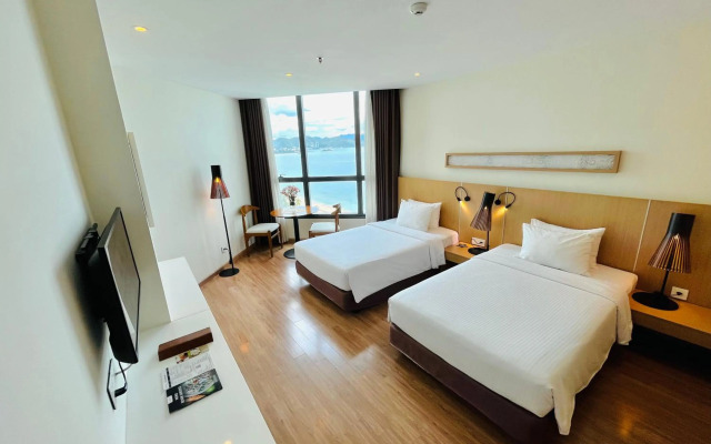 Starcity Hotel & Condotel Beachfront Nha Trang