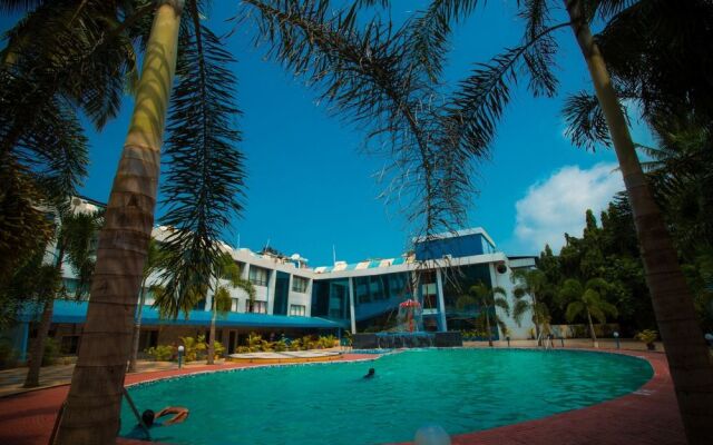 Baywatch Beach Resort