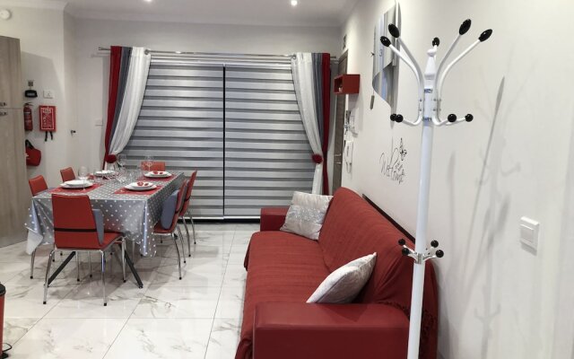 "1. Sea View Luxury 2 Bed Penthouse Close to Beach!"