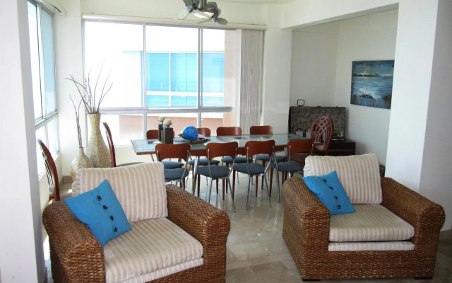 Penthouse de lujo. Carabelas de Colón