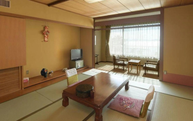 Nishiura Grand Hotel Kikkei – Guest Rooms – Gamagori