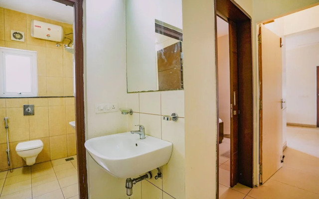 FabHotel Home Tree Service Apartment