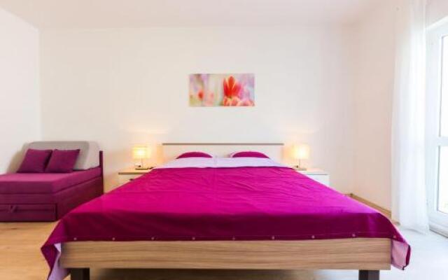 Calle Larga Ventidue