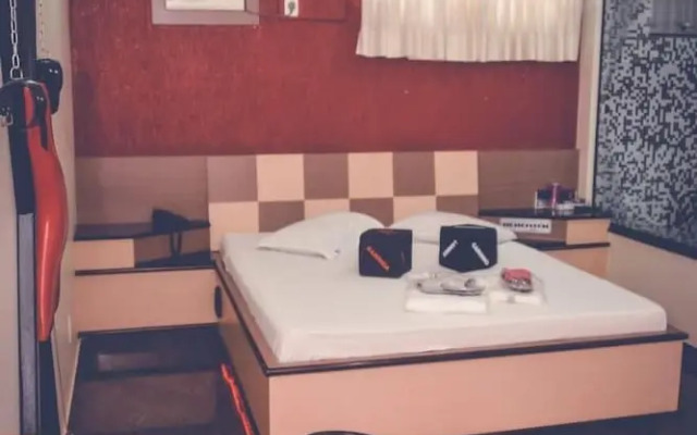 Styllus Motel - Adults Only