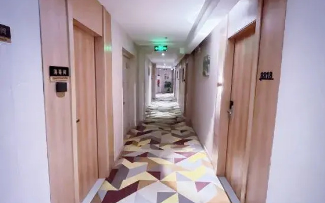 Hejia Express Hotel (Taihe People's Hospital)