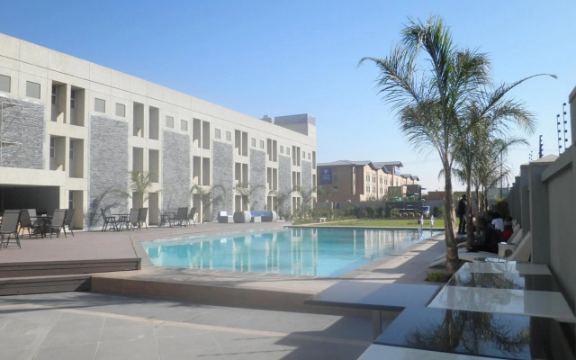 Aquarian Tide Hotel