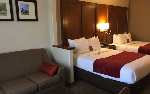 Comfort Suites Near Six Flags Magic Mountain