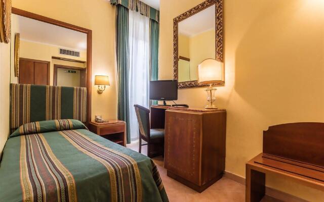 Raeli Hotel Noto