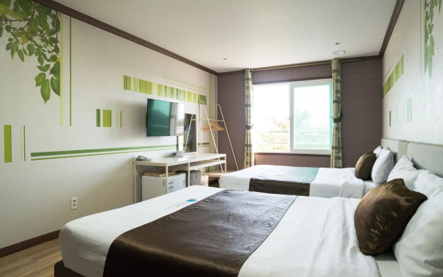 Seongsan Aqua Beach Hotel