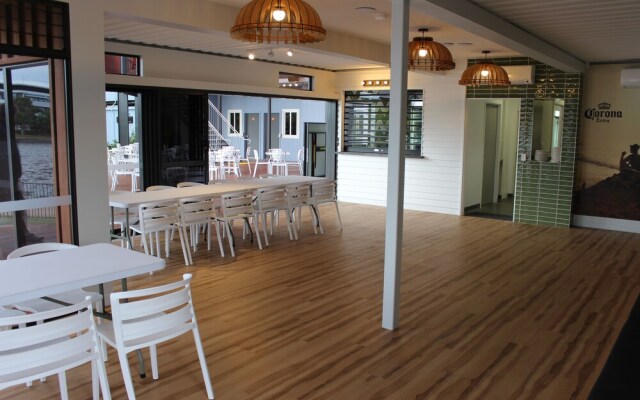 Lake Kawana Accommodation