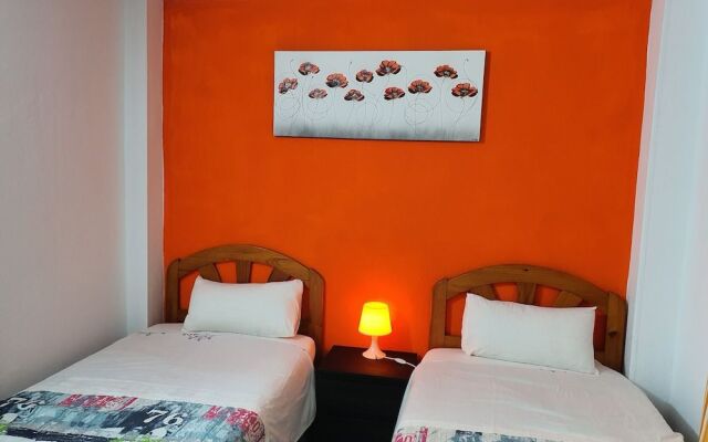 Low Cost Room Plaza de Hierro III