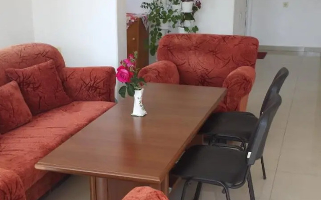 Zlatevi Guest House