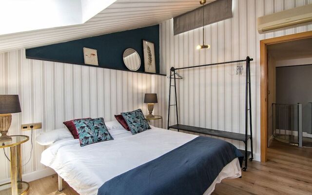 Chezmoihomes Duplex Cathedral