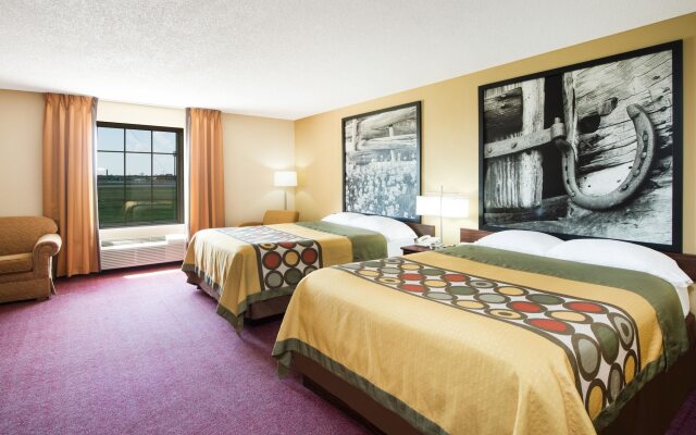 Super 8 By Wyndham Lamar