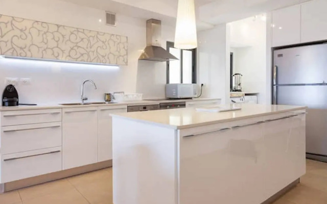 Netanya Family Apt & Balcony by FeelHome