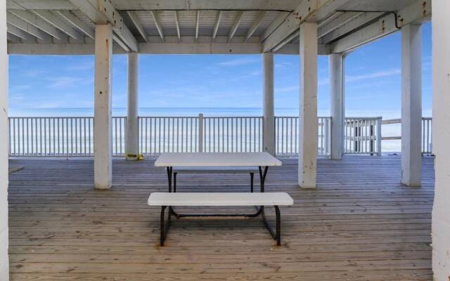 Edgewater Retreat
