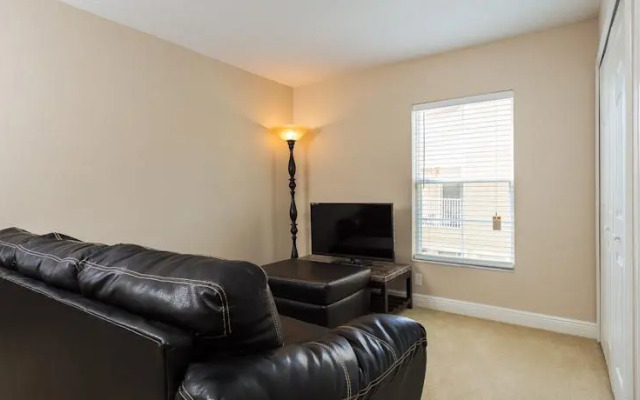 Four-Bedroom Townhouse by Haq Homes