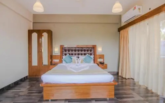 Royale Nirvana Resort