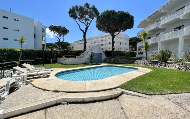 Vilamoura Cosy 4 With Pool by Homing