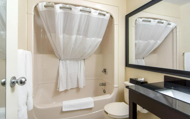 Comfort Inn Simcoe