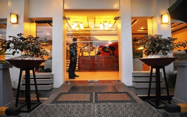 Ipil Suites Puerto Princesa