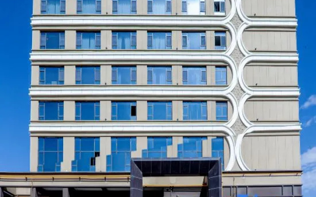 Jifeng Hotel (Hotan Railway Station) – Exterior – Hotan