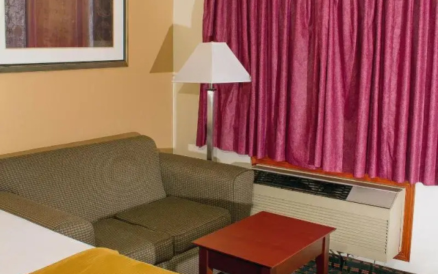 Budget Inn and Suites