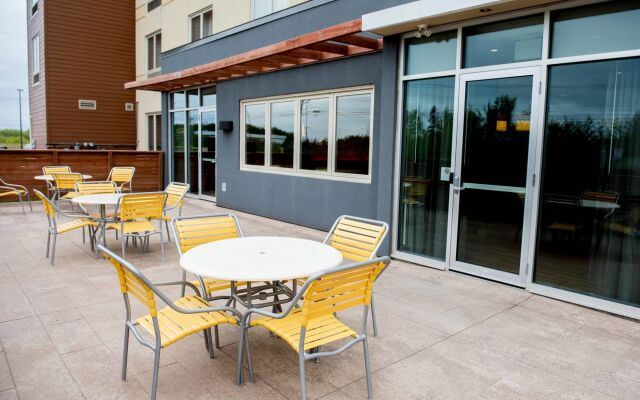Fairfield Inn & Suites by Marriott Moncton