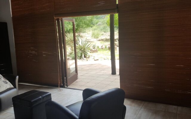 Morokolo Game Lodge