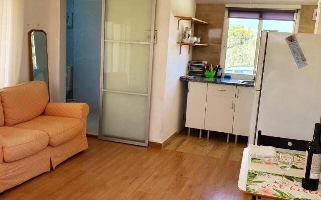 Studio with enclosed garden and wifi at Sagres
