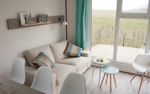 Comfy Chalet With Dishwasher, Near the Wadden Sea