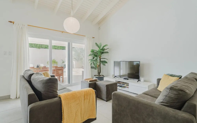 Paradise Aruba - 4 Bedroom Private Pool