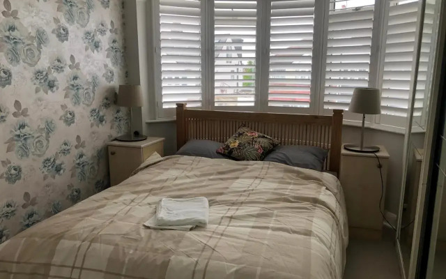 Charming 3 bed home. Spacious with large garden