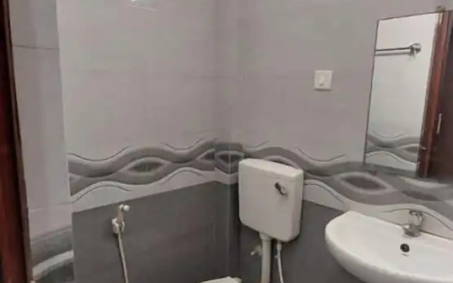 DhamStay Hotel UK Palace Near Beach Puri