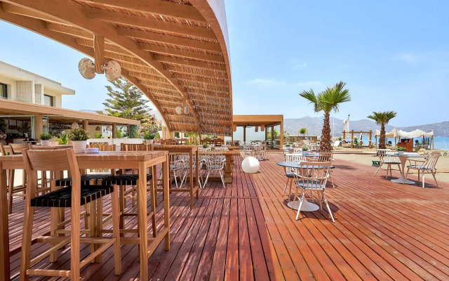 Enorme Teatro Beach