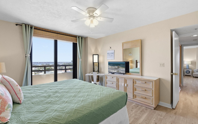 Sherwin Condominium 901