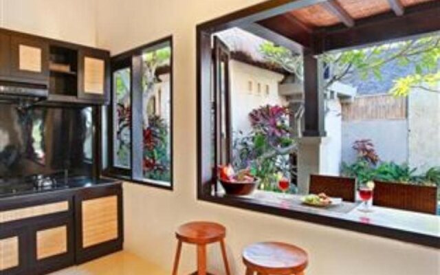 Villa Biru