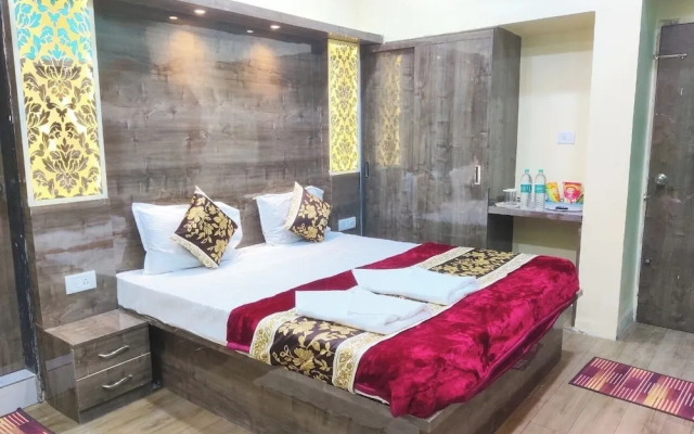 Hotel Family Inn Central Bus Stand