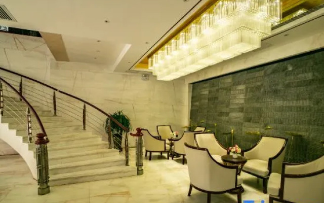 Wuwei Business Hotel