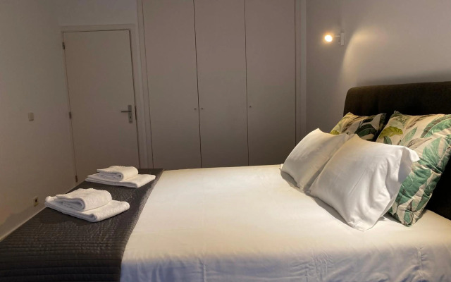 Beach Front with Rooftop