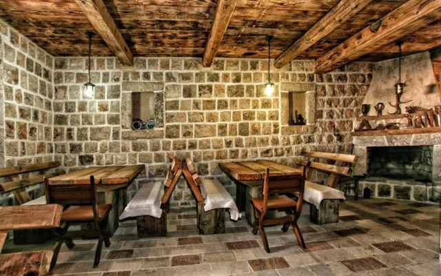 B&B Apart Hotel Pastrovski Konak