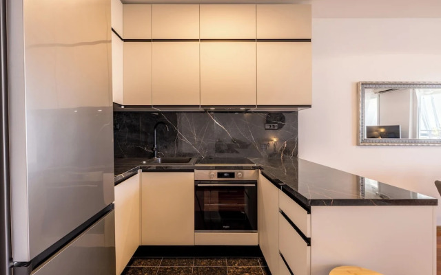 Beachaholic M&G, Luxury Seaside Suites On Znjan