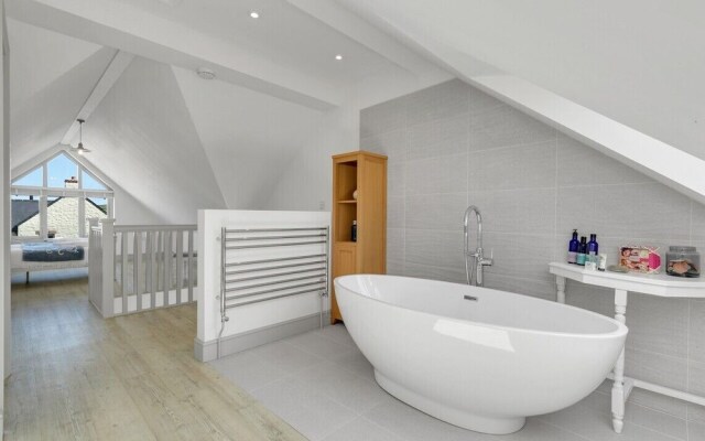 2 Will Phillips Yard