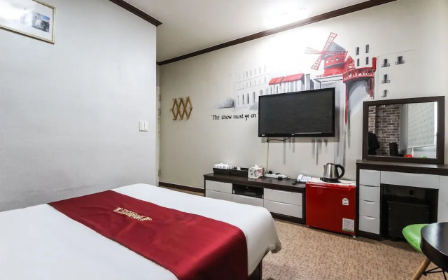 Jeonju Uadong Cheotmajung