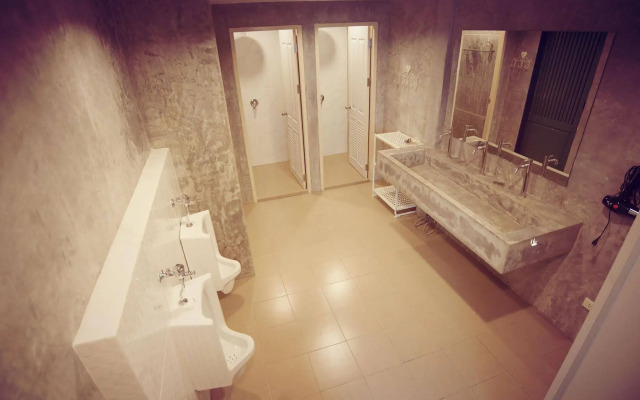 Yoo Yen Pen Sook Hostel