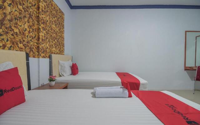 RedDoorz near RSUD Embung Fatimah Batam