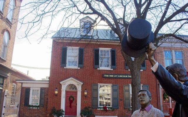 Inn at Lincoln Square