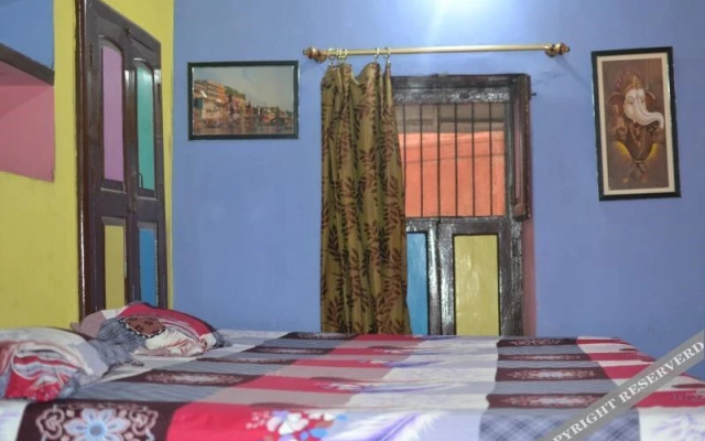 Monu Family Guest House