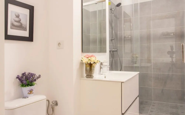 Motru 75 by MRG Apartments